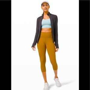 NWT! Lululemon Fast & Free Crop 4